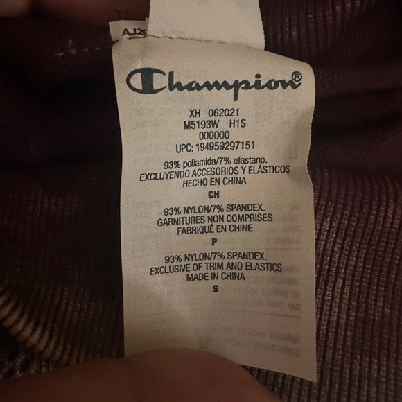 Champion Women's Size Small Dark Berry Purple Moisture Wicking Athletic Leggings - Picture 8 of 8